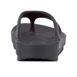 OOfos Unisex OOriginal Sandal - Black- Regular (D) -Nike Store 1000BLK shot5 932x680 737d79a4 1d73 4553 9f61 513403eab4aa