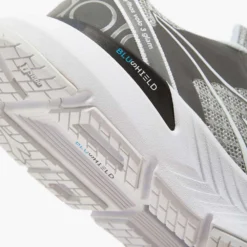 Diadora Women's Mythos BlushieldVolo 3 Glam Running Shoe - Silver DD/White - Regular (B) -Nike Store 101.179086 C1379 25 HR