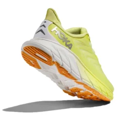Hoka Women's Arahi 6 Running Shoe - Citrus Glow/White - Regular (B) -Nike Store 1123195 CGWHT 4