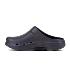 OOfos Unisex OOcloog Shoe - Black - Regular (D) -Nike Store 1200BLK 3 1 scaled