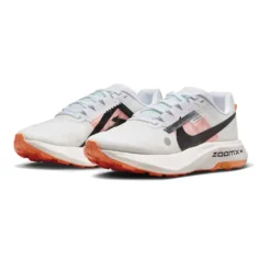 Nike Women's Ultrafly Trail Shoe - White- Regular (B) -Nike Store 12ce3868 29b2 4afa 8eed c5a4672c804d