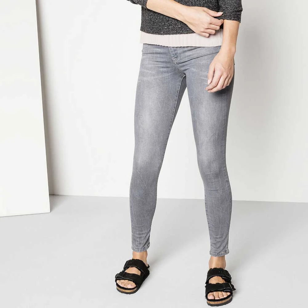 Birkenstock Arizona Shearling Sandal - Black - Regular/Wide 7 Birkenstock Arizona Shearling Sandal - Black - Regular/Wide - Image 7