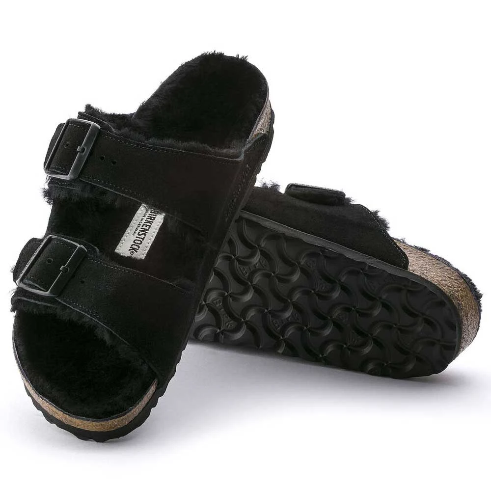 Birkenstock Arizona Shearling Sandal - Black - Regular/Wide 5 Birkenstock Arizona Shearling Sandal - Black - Regular/Wide - Image 5