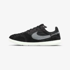 JR Nike Streetgato Soccer Shoe - Black/Summit White 9 JR Nike Streetgato Soccer Shoe - Black/Summit White -Nike Store 9a525149 5af3 47c1 b689 2c4ac04b3841