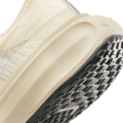 Nike Men's ZoomX Invincible Run Flyknit 3 Running Shoe - Light Cream/Lt Orewood Brn -Nike Store DR2615 200 PHSYD002