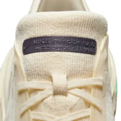 Nike Men's ZoomX Invincible Run Flyknit 3 Running Shoe - Light Cream/Lt Orewood Brn -Nike Store DR2615 200 PHSYD003