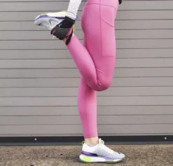 Nike Women's ZoomX Invincible Run Flyknit 3 Running Shoe- White/Black/Blue Tint- Regular (B) -Nike Store SP23 PSS W RN RunWithNike Fearless L346 RP 1305