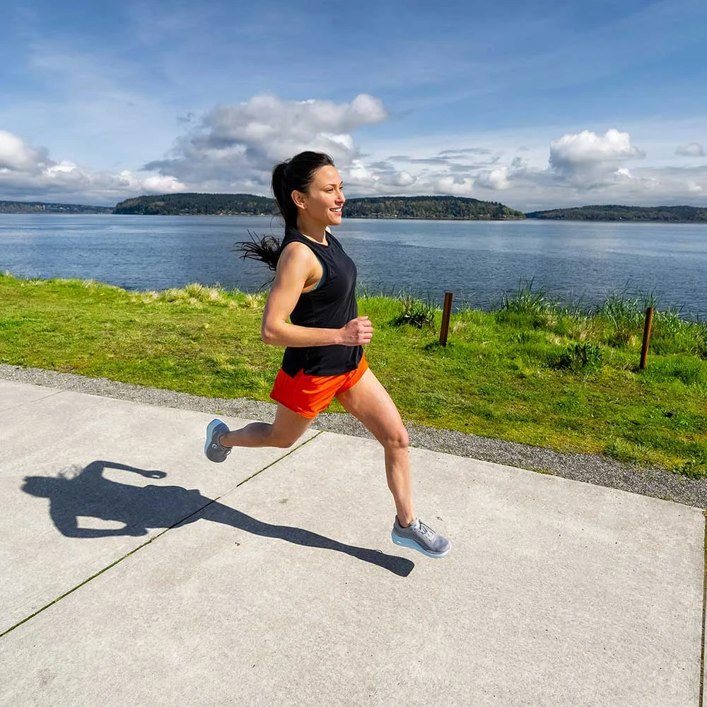 Topo Athletic Women's Phantom 3 Running Shoe - Grey/Stone- Wide (D) 6 Topo Athletic Women's Phantom 3 Running Shoe - Grey/Stone- Wide (D) - Image 6