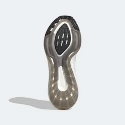 ADIDAS Men's ULTRABOOST 22 - Grey Three/Grey Three/Core Black - Regular (D) -Nike Store a5cd461cff292b8aab7a16aa124324ca