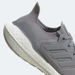 ADIDAS Men's ULTRABOOST 22 - Grey Three/Grey Three/Core Black - Regular (D) -Nike Store f59ee8a8eae9d0345a82a3c29241cdfc
