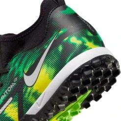 Nike JR Phantom GT2 DF SW TF Soccer Shoe - Black/Mtlc Platinum/Green Strike -Nike Store nike phantom gt2 academy df tf sw jr dm0741 003 football shoes green multicolor green 4 790x790 1
