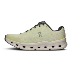 On Running Women's Cloudgo Running Shoe - Hay/Sand - Regular (B) -Nike Store webimage 5319A623 37A4 4EBA AD32BF84C0645790